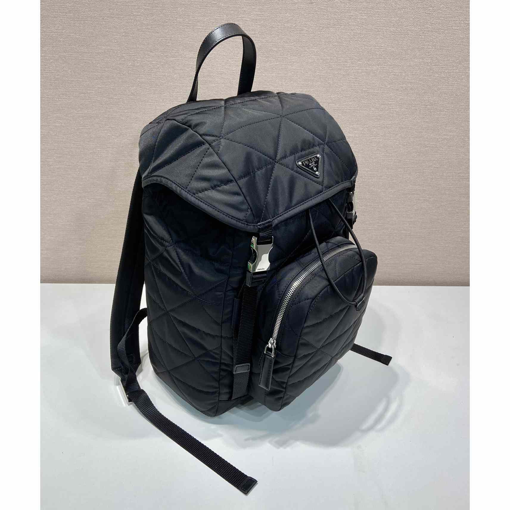 Prada Re-Nylon-Rucksack mit Steppnähten - EUR FASHION