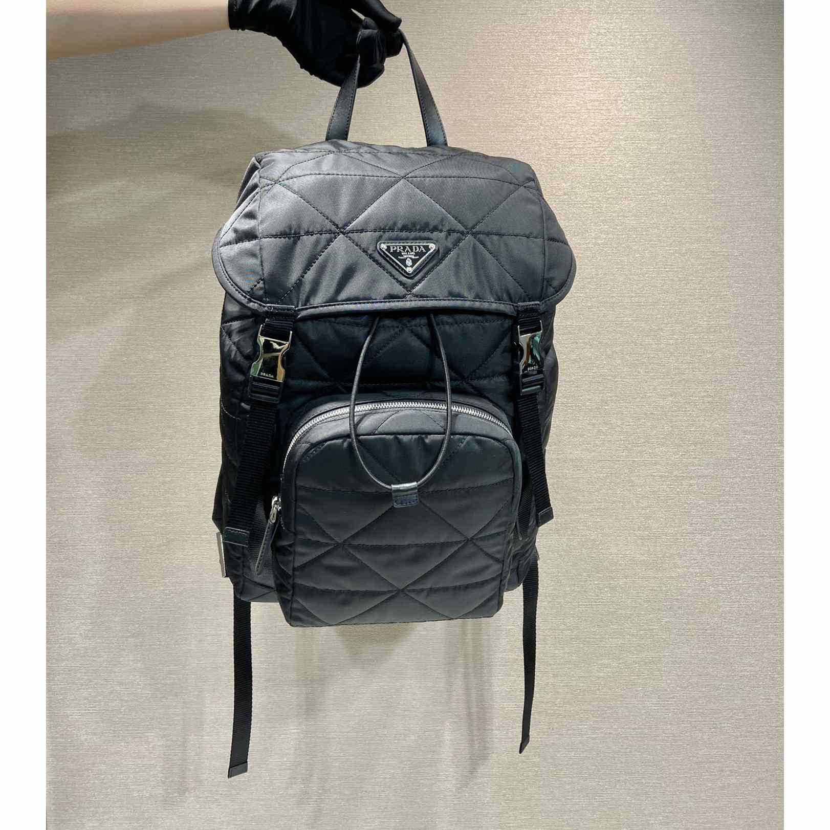 Prada Re-Nylon-Rucksack mit Steppnähten - EUR FASHION