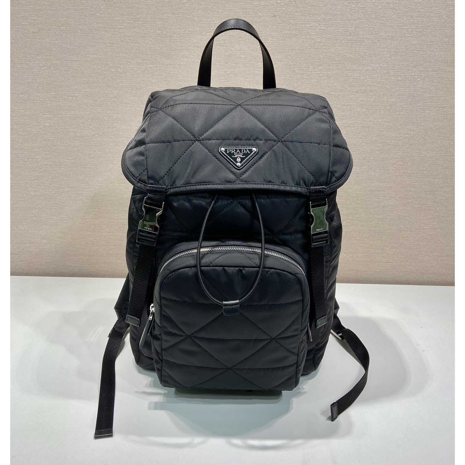 Prada Re-Nylon-Rucksack mit Steppnähten - EUR FASHION