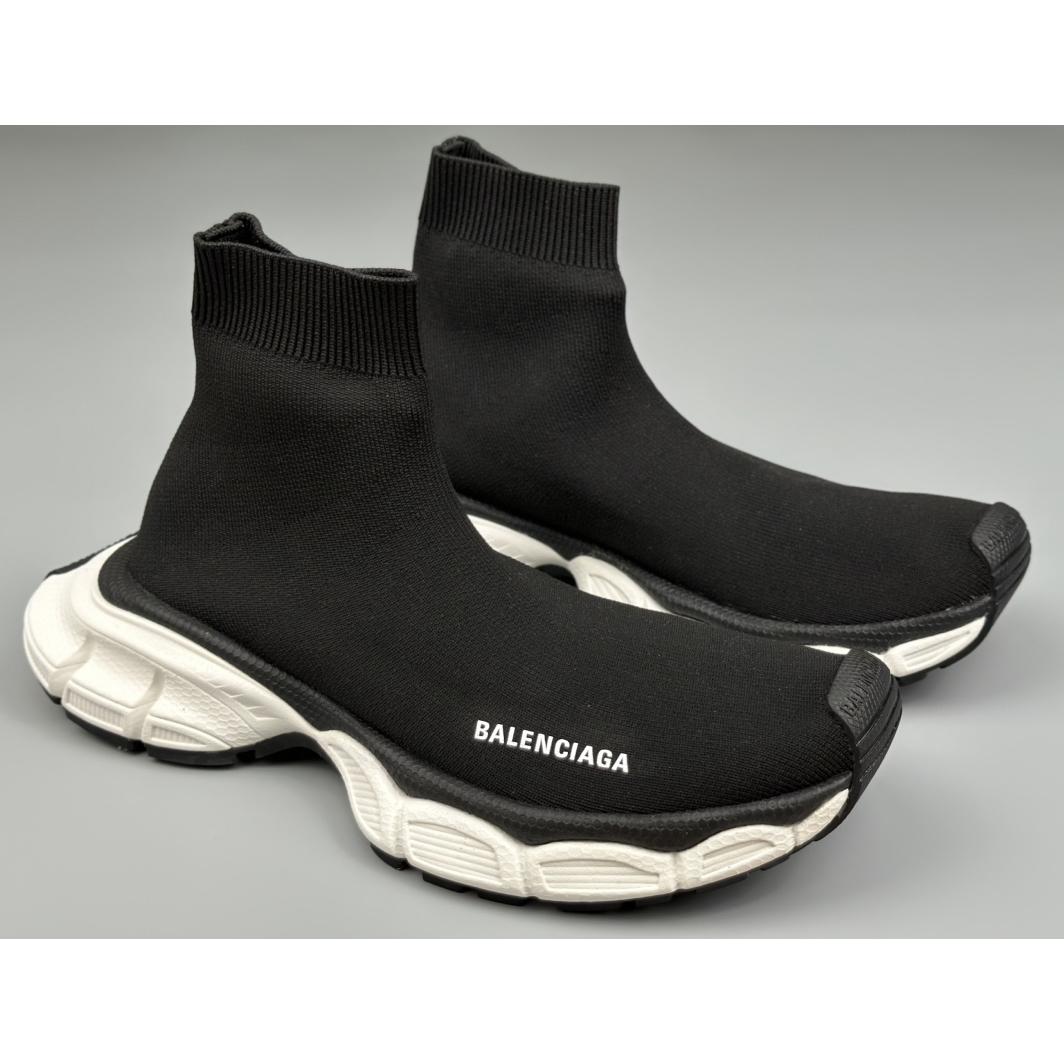 Balenciaga 3XL Sock Sneaker aus recyceltem Strick in Schwarz - EUR FASHION