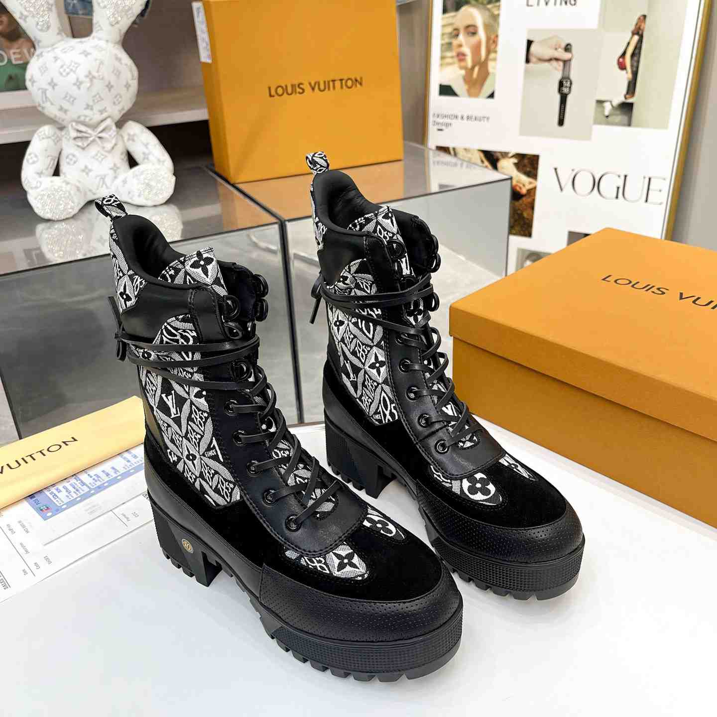 Louis Vuitton Laureate Desert Boots mit Plateausohle - EUR FASHION