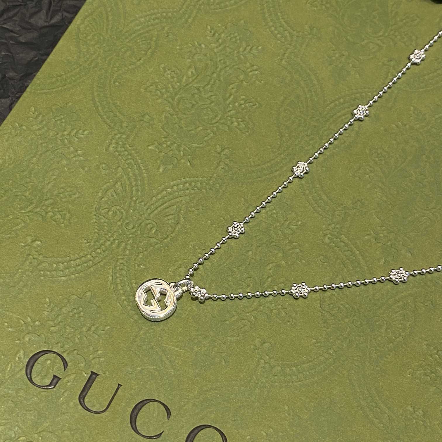 Gucci-Halskette mit ineinandergreifendem G aus Silber - EUR FASHION
