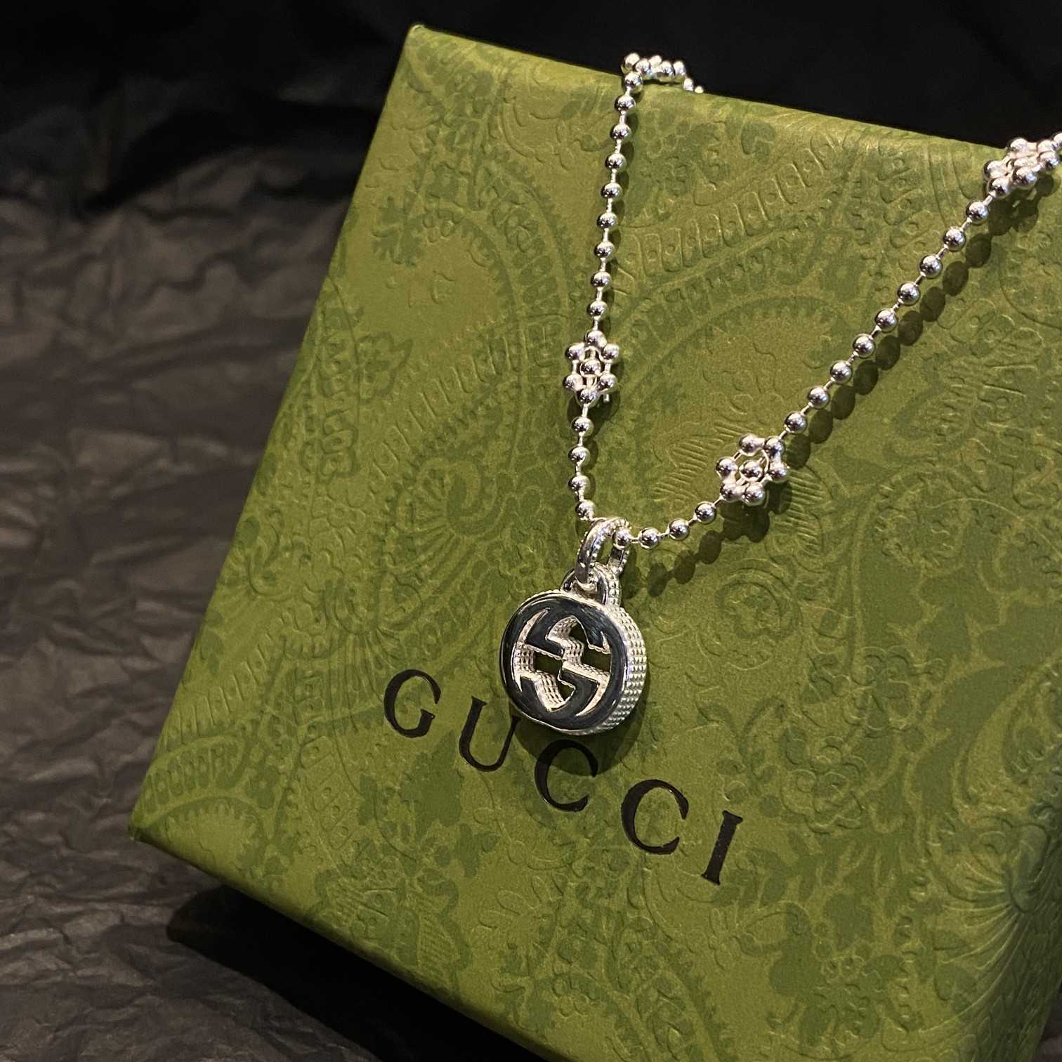 Gucci-Halskette mit ineinandergreifendem G aus Silber - EUR FASHION