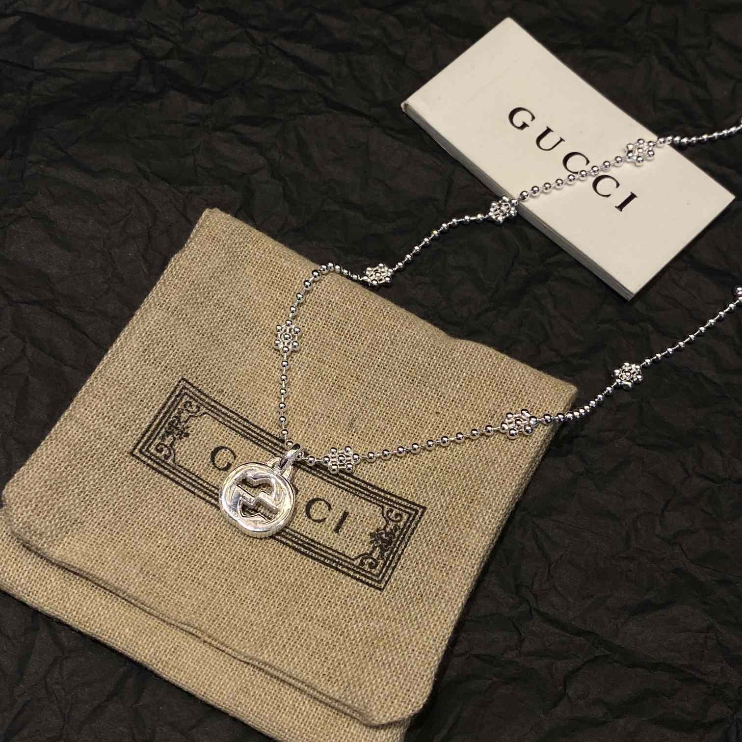 Gucci-Halskette mit ineinandergreifendem G aus Silber - EUR FASHION