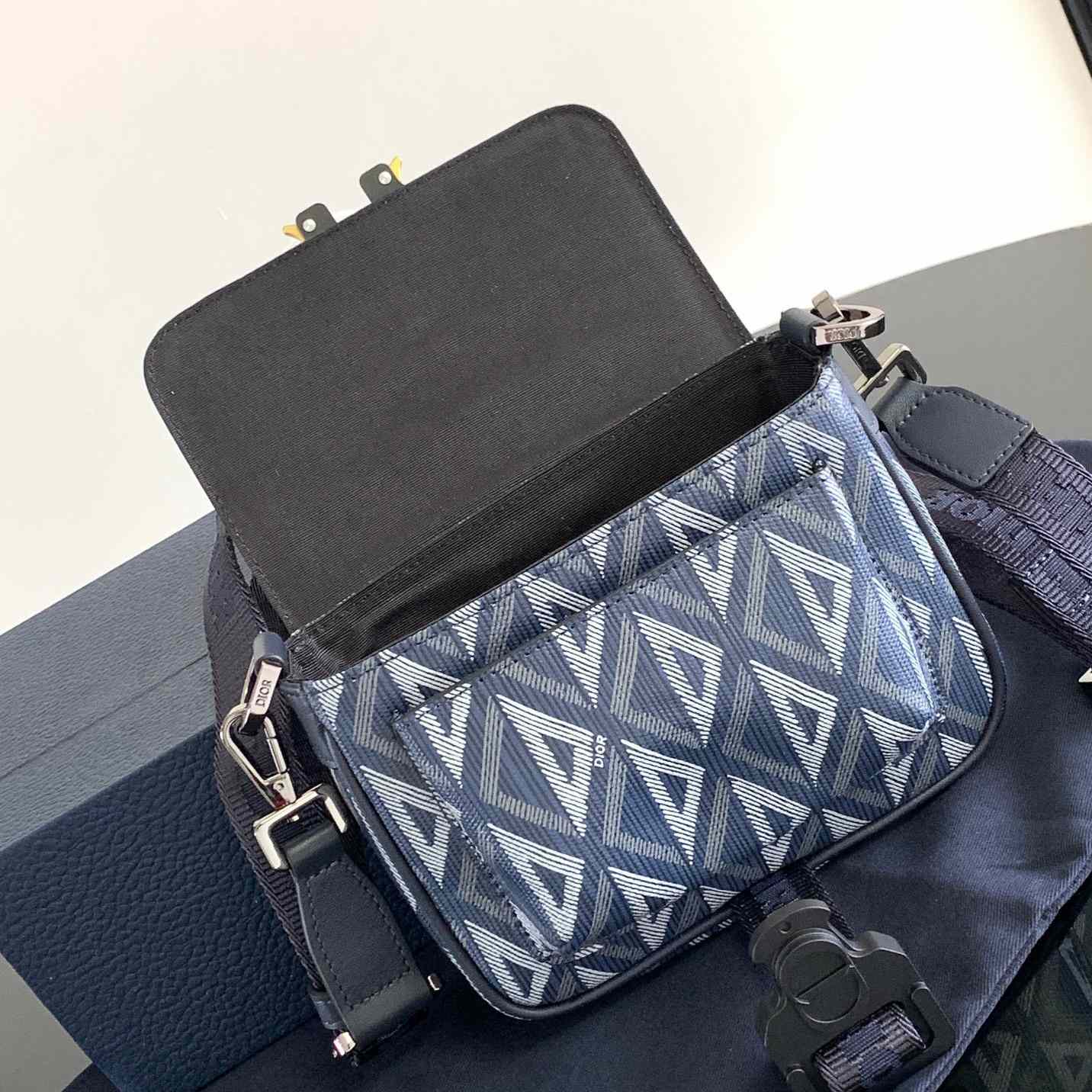 Dior Mini Dior Hit The Road Tasche - EUR FASHION