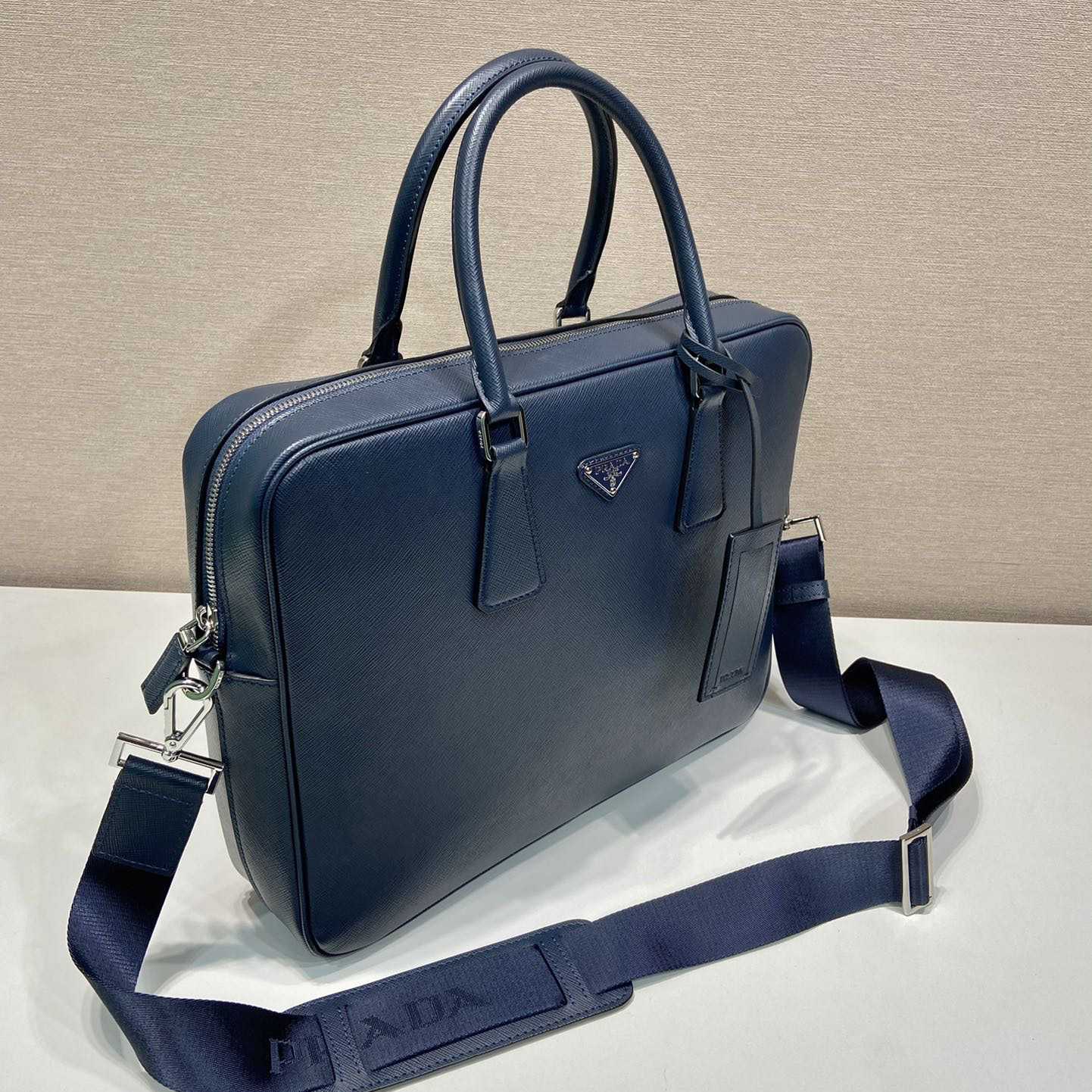Prada Arbeitstasche aus Saffiano-Leder - EUR FASHION