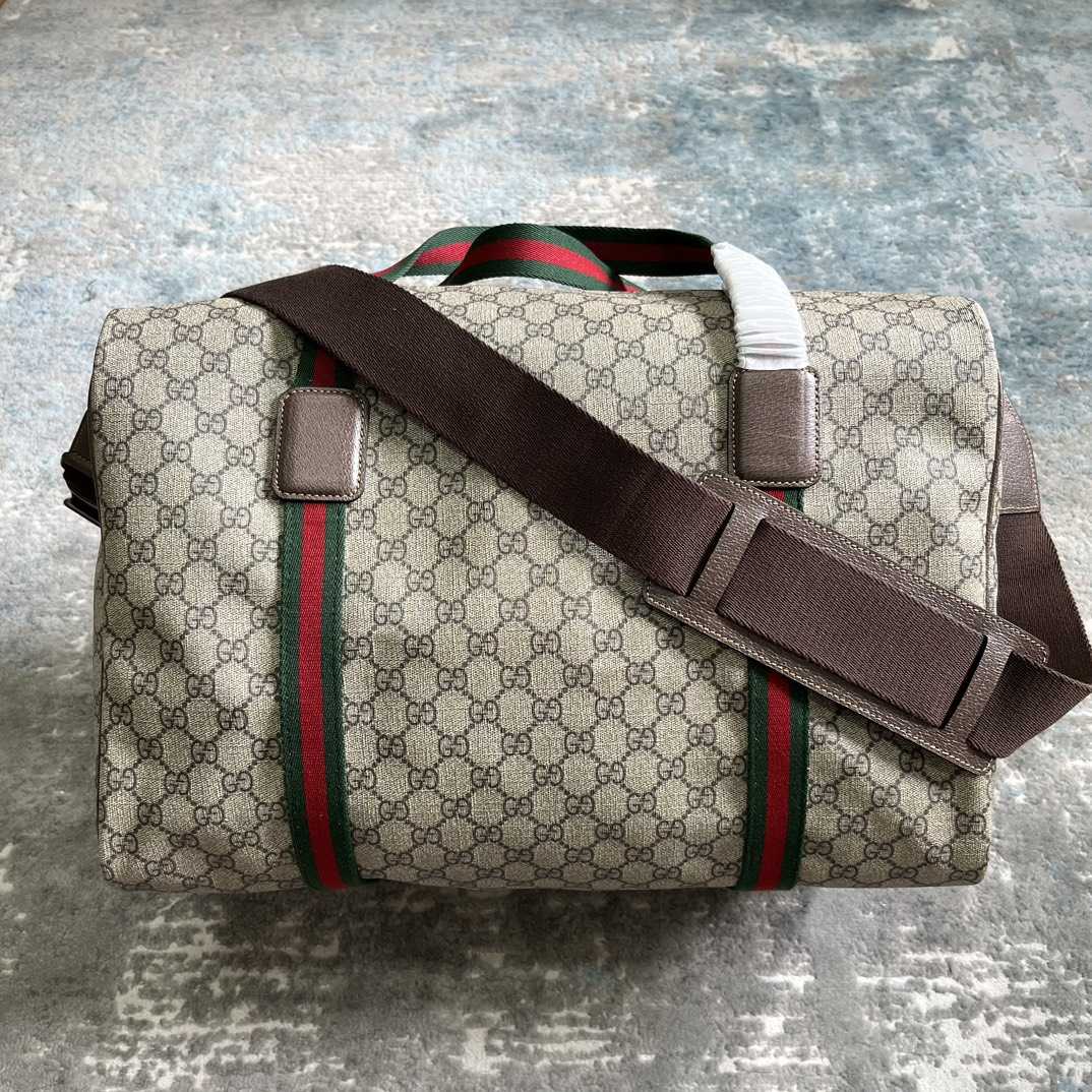 Gucci Maxi Duffle Bag mit Web (45,5 x 29 x 27 cm) - EUR FASHION