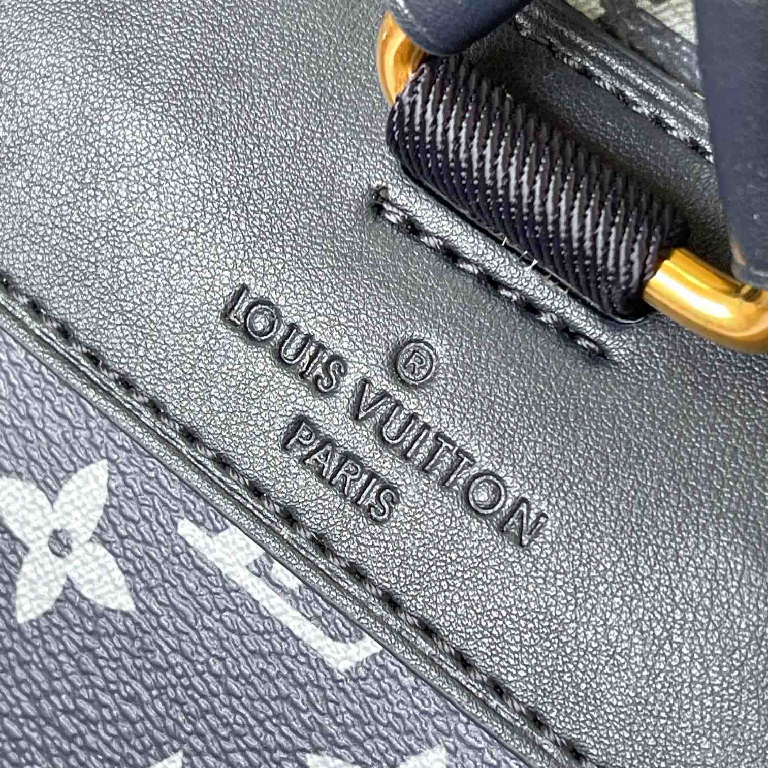 Louis Vuitton Christopher MM (38 x 44 x 21 cm) M46805 - EUR FASHION