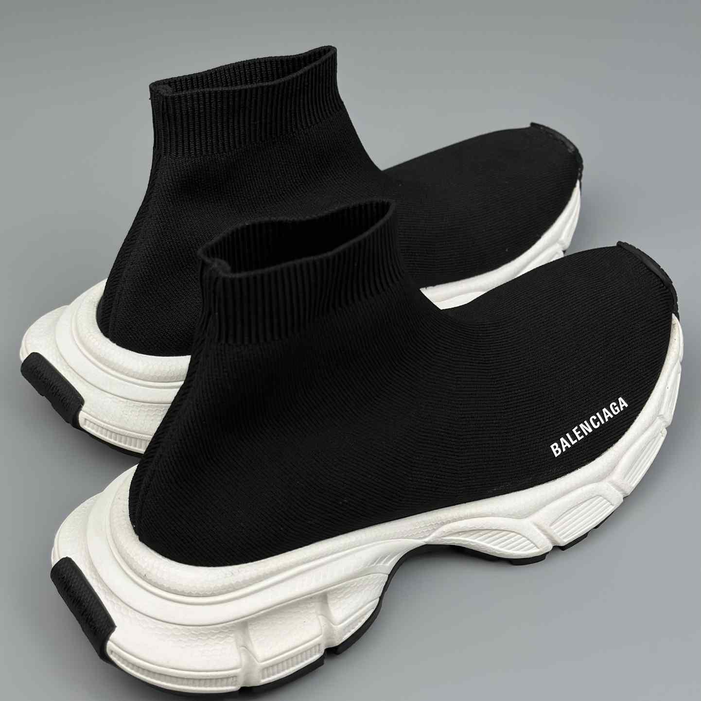 Balenciaga 3XL Sock Sneaker aus recyceltem Strick - EUR FASHION