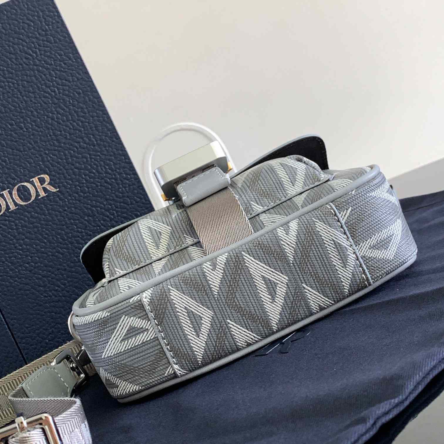 Dior Mini Dior Hit The Road Tasche - EUR FASHION