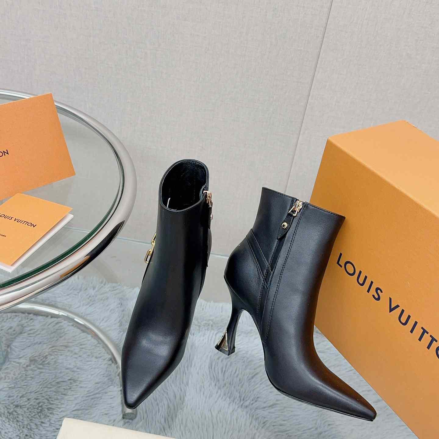 Louis Vuitton Glitzer-Stiefelette - EUR FASHION