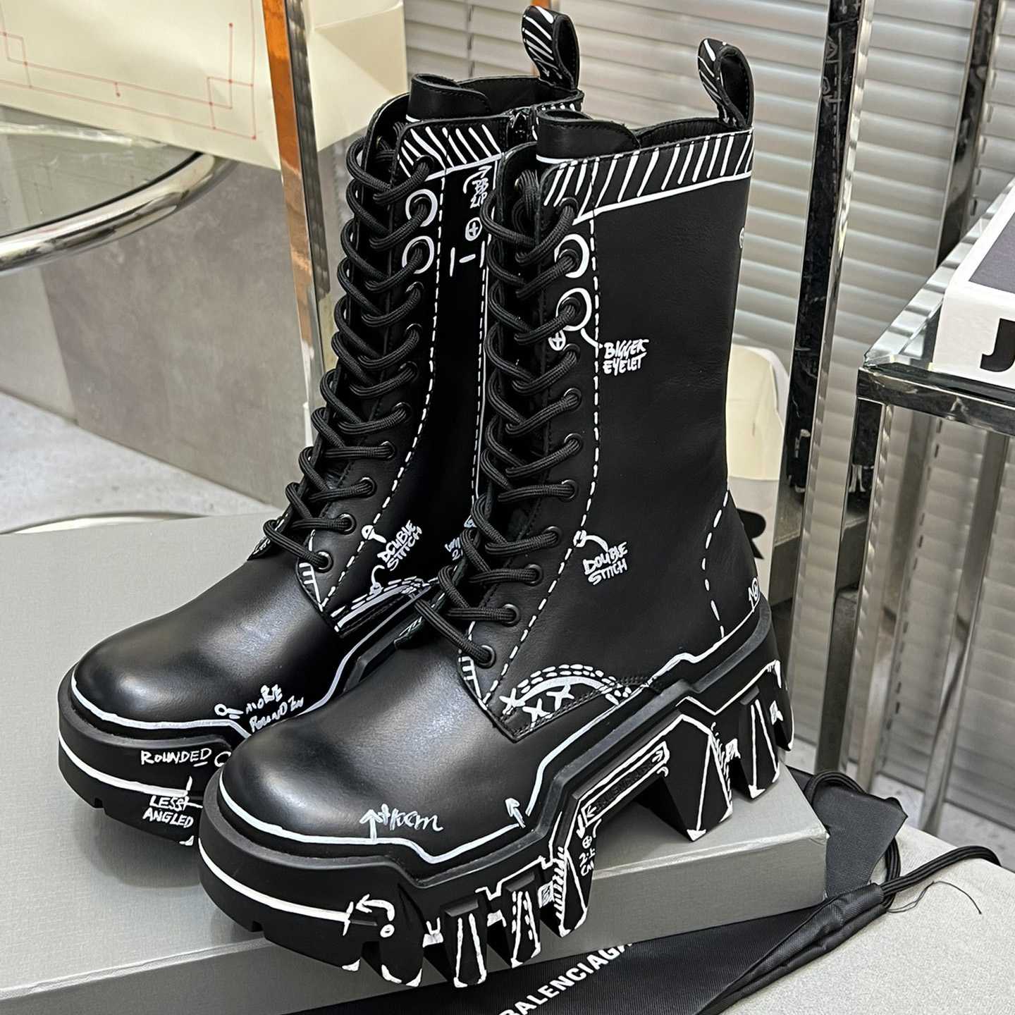 Balenciaga Bulldozer Schnürstiefel in Schwarz - EUR FASHION