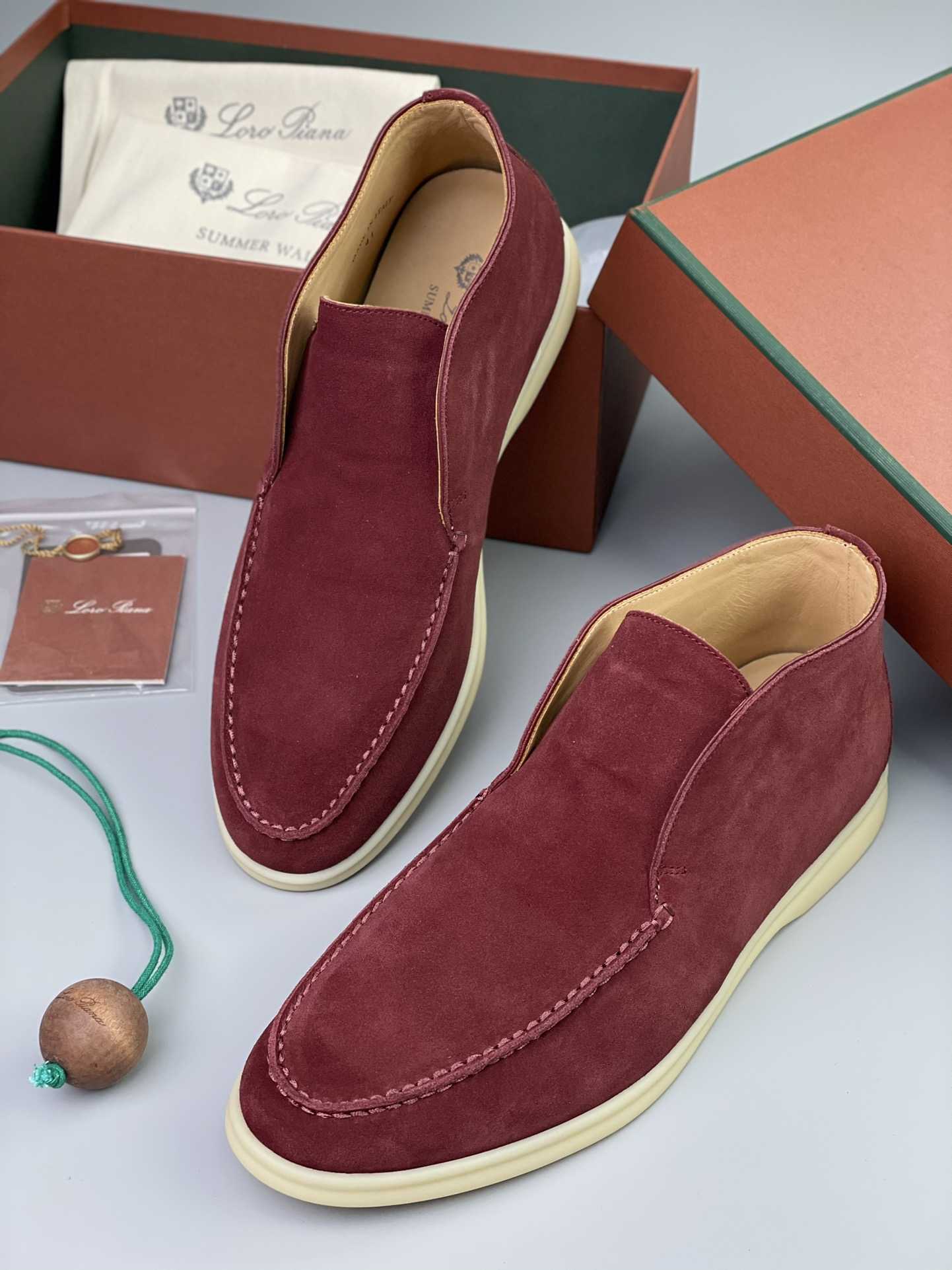 Loro Piana Sommer-Walk-Loafer mit weißer Sohle in Rot - EUR FASHION