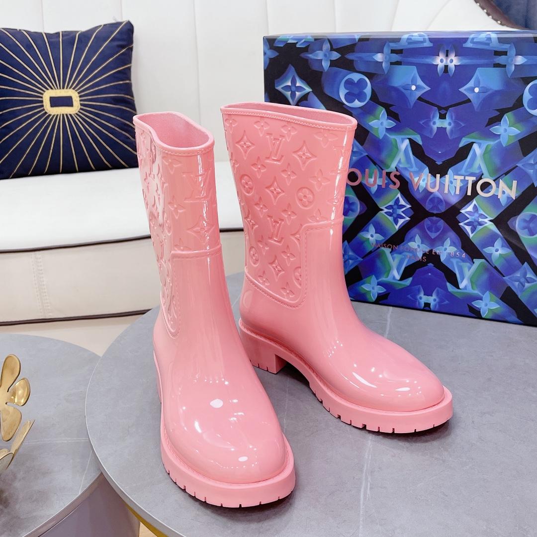 Louis Vuitton bringt flachen Halbstiefel auf den Markt - EUR FASHION