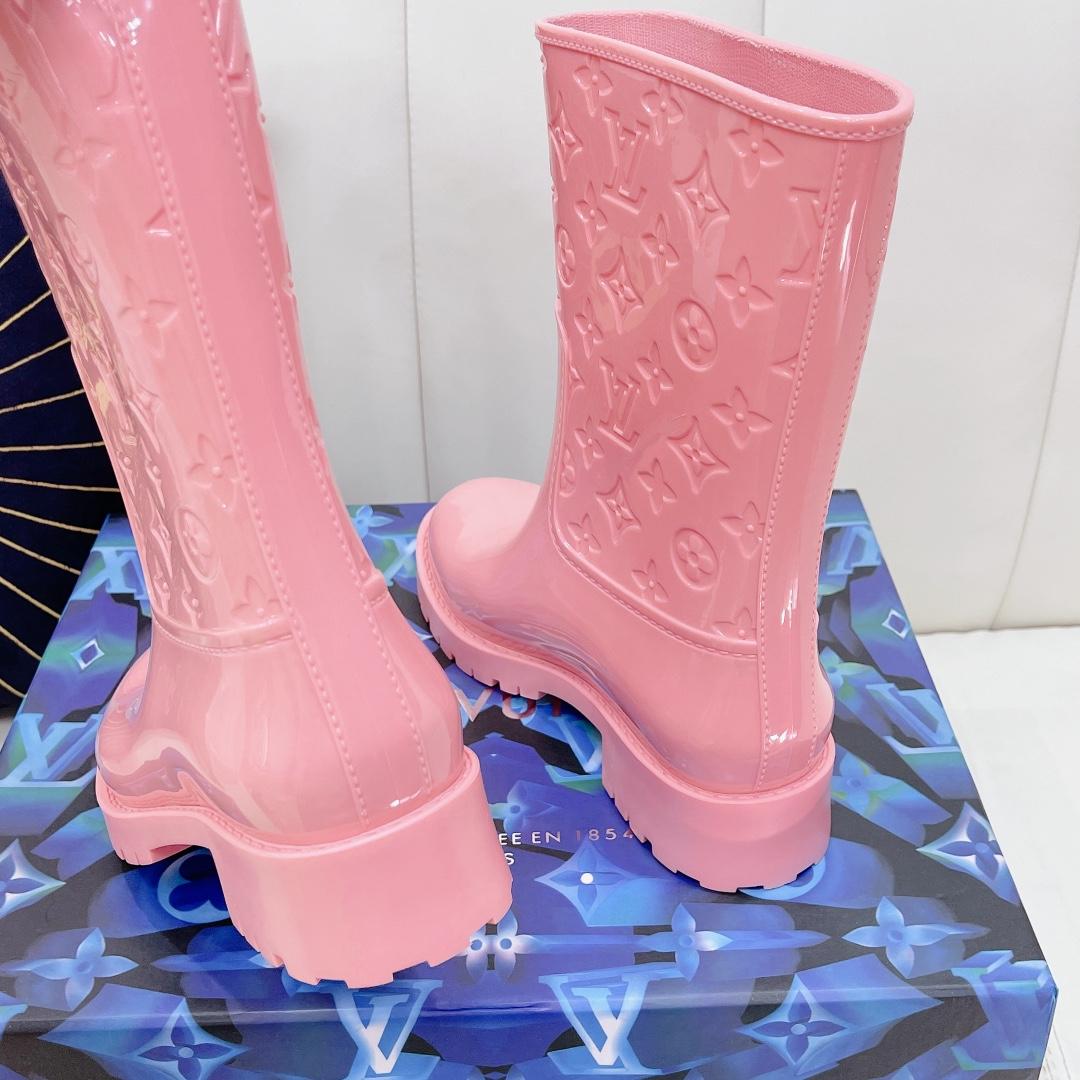 Louis Vuitton bringt flachen Halbstiefel auf den Markt - EUR FASHION