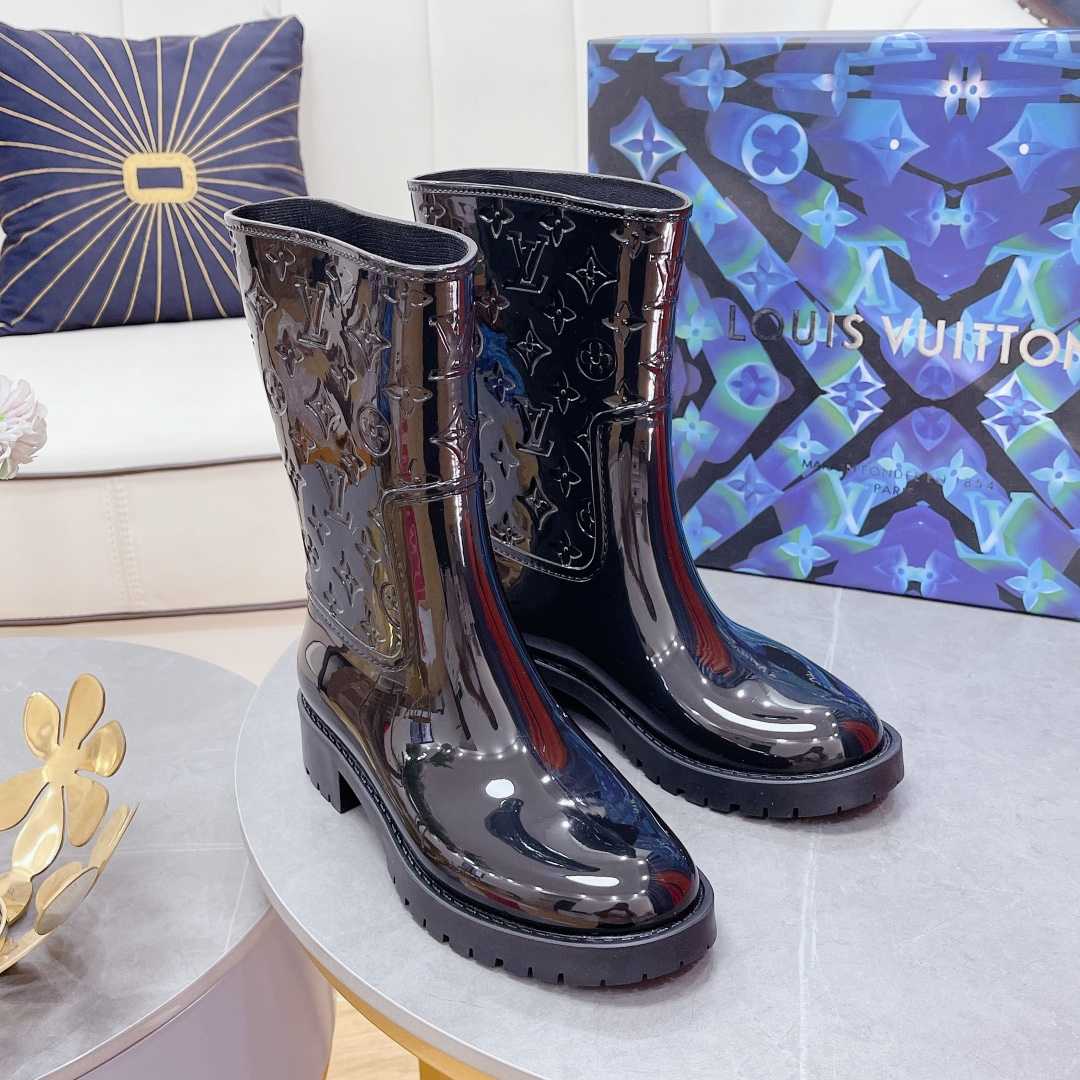 Louis Vuitton bringt flachen Halbstiefel auf den Markt - EUR FASHION