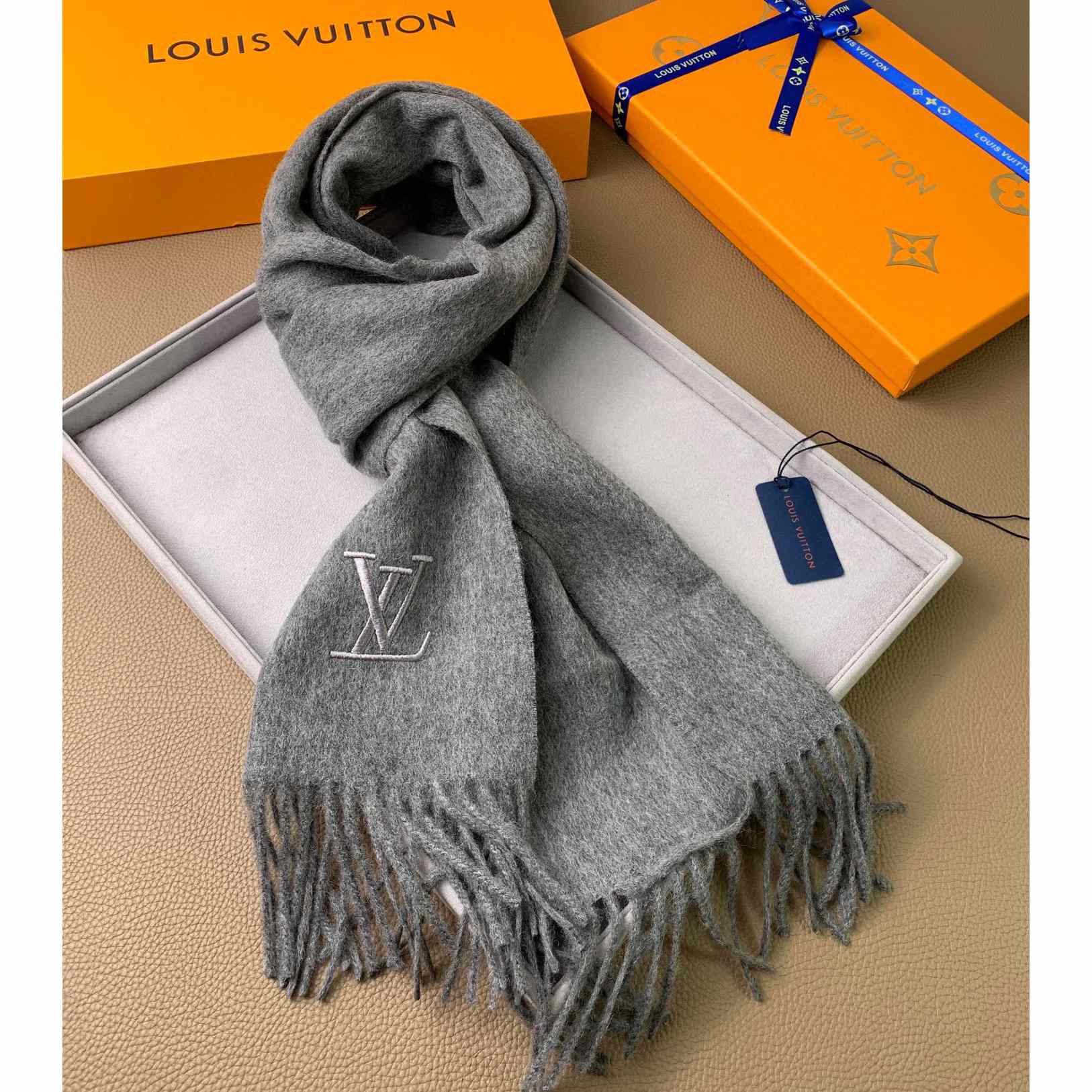 Louis Vuitton Jhelam Scarf - EUR FASHION