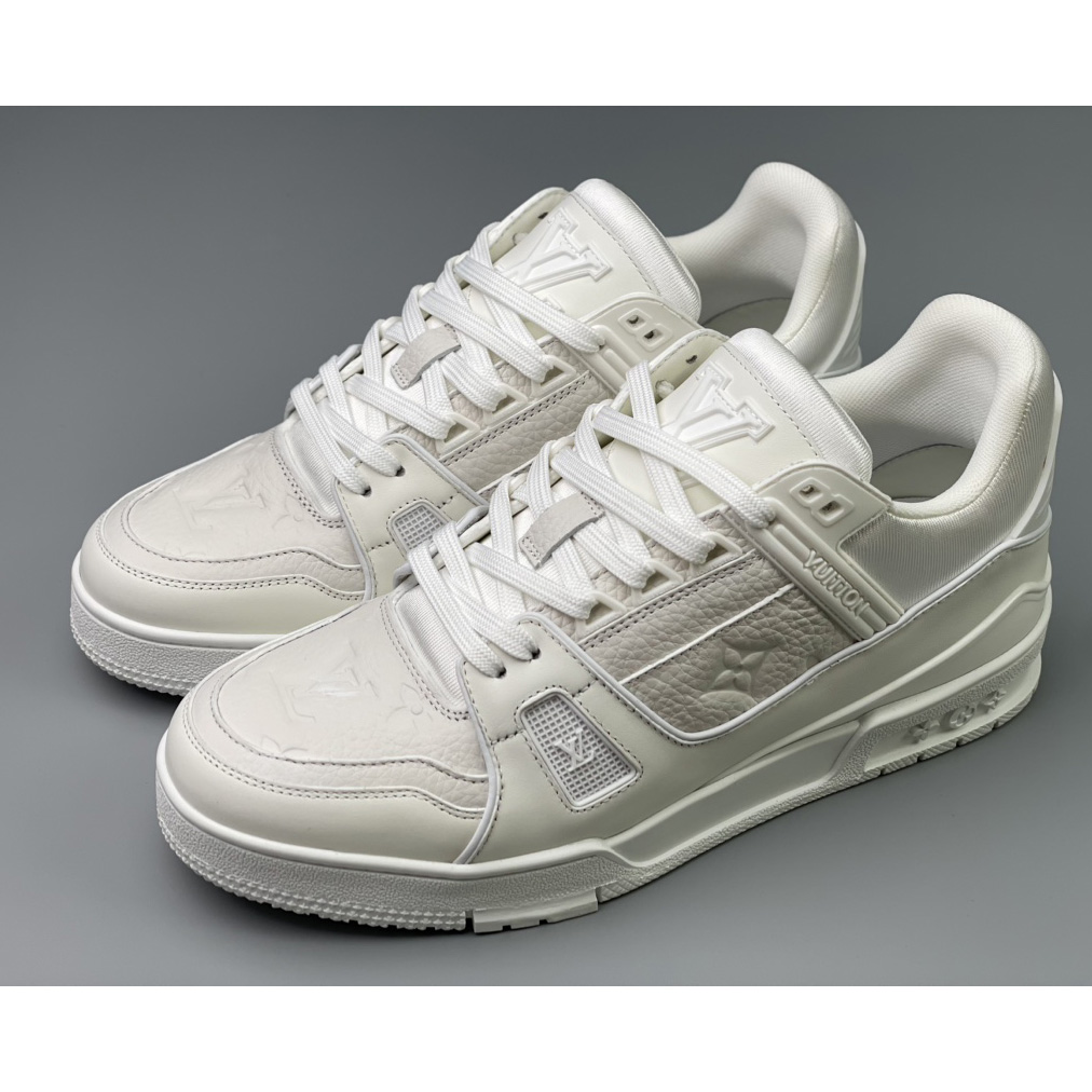 Louis Vuitton Trainer Sneaker (in britischer Größe) - EUR FASHION