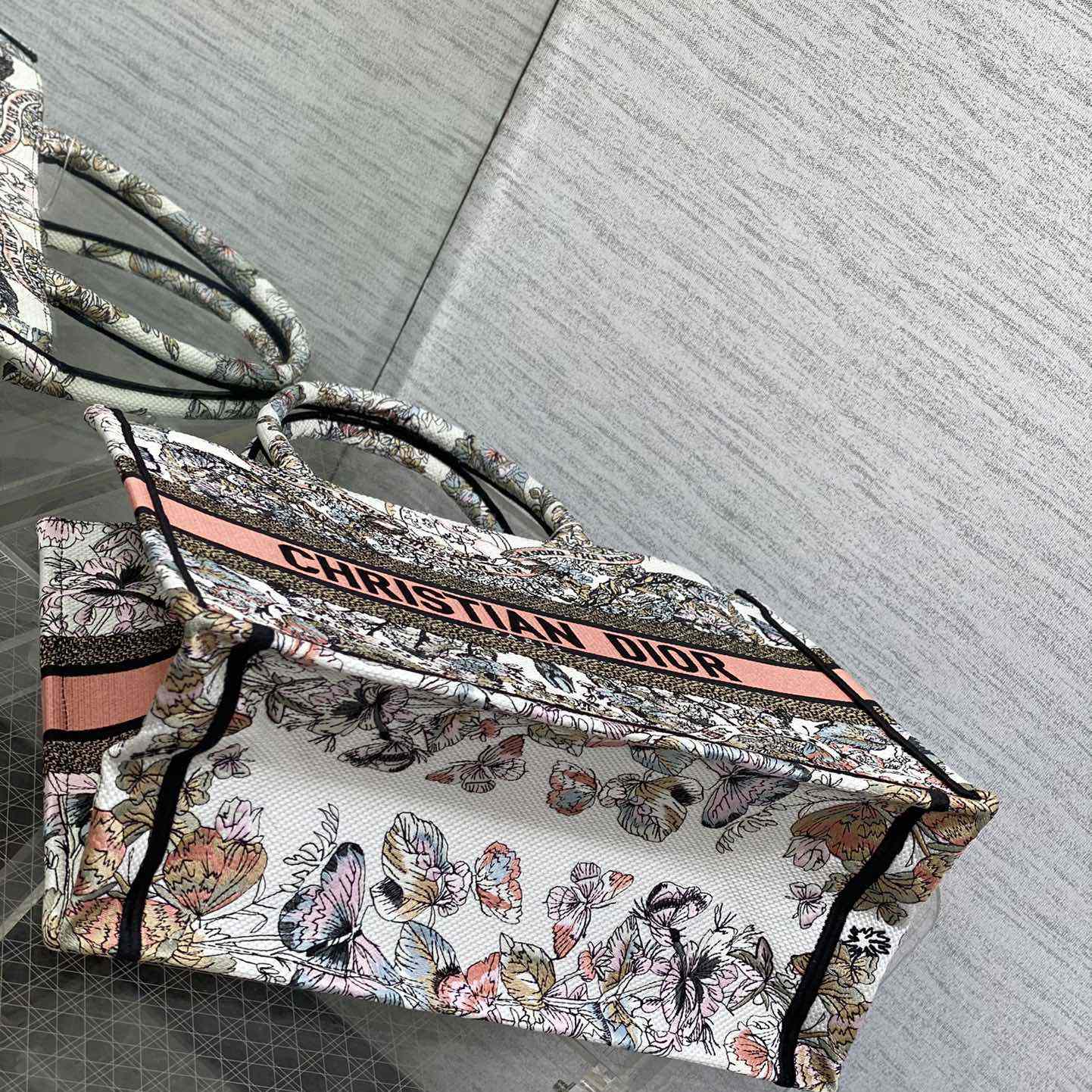 Dior Medium Dior Book Tote - EUR FASHION