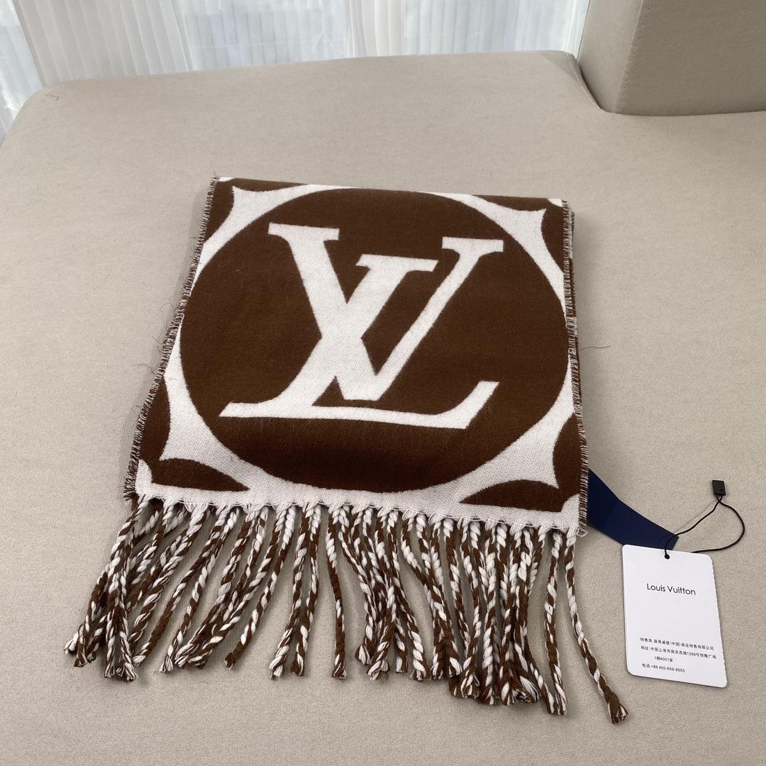 Louis Vuitton LV Medallion Scarf - EUR FASHION