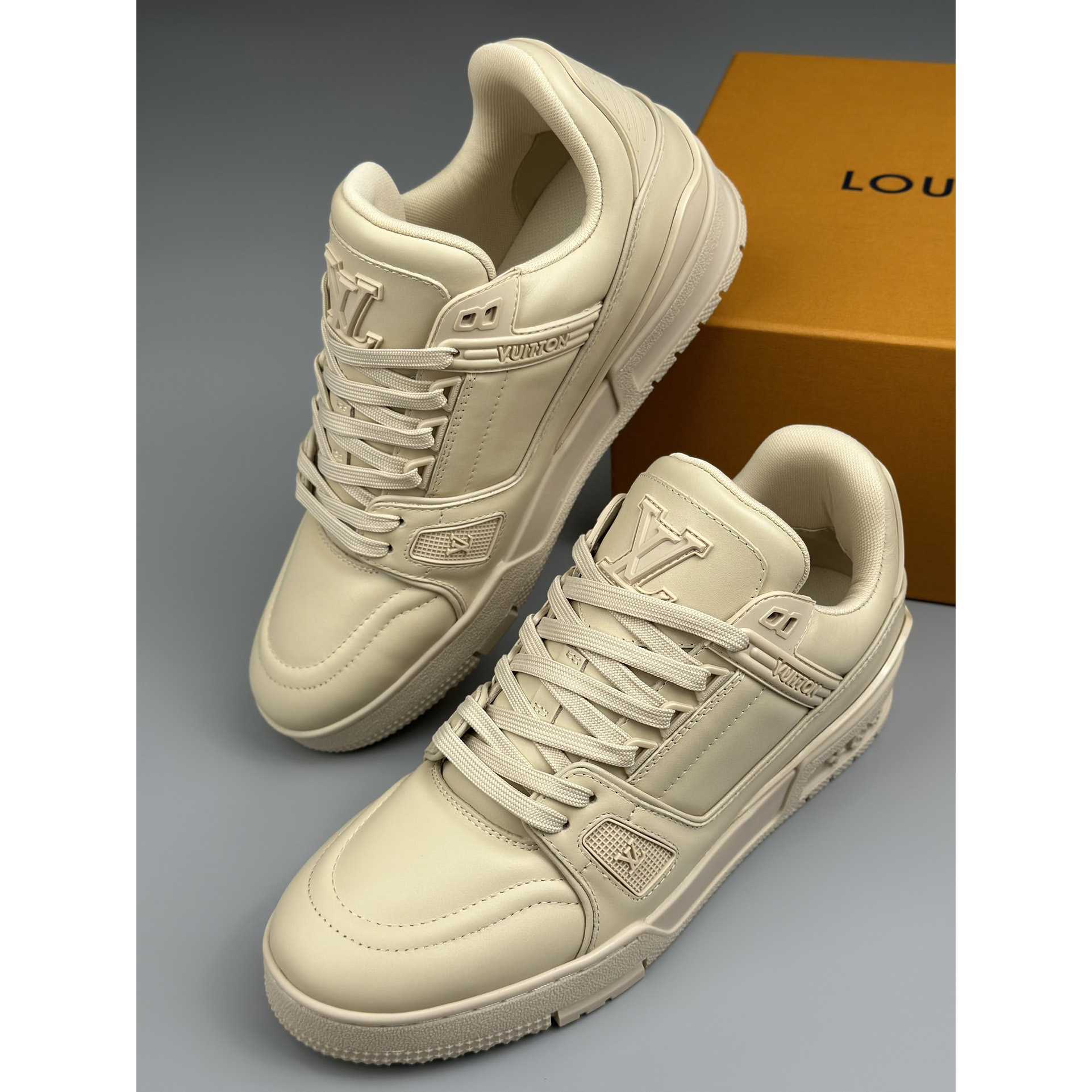 Louis Vuitton LV Trainer Sneaker (in britischer Größe) 1AC5BP - EUR FASHION