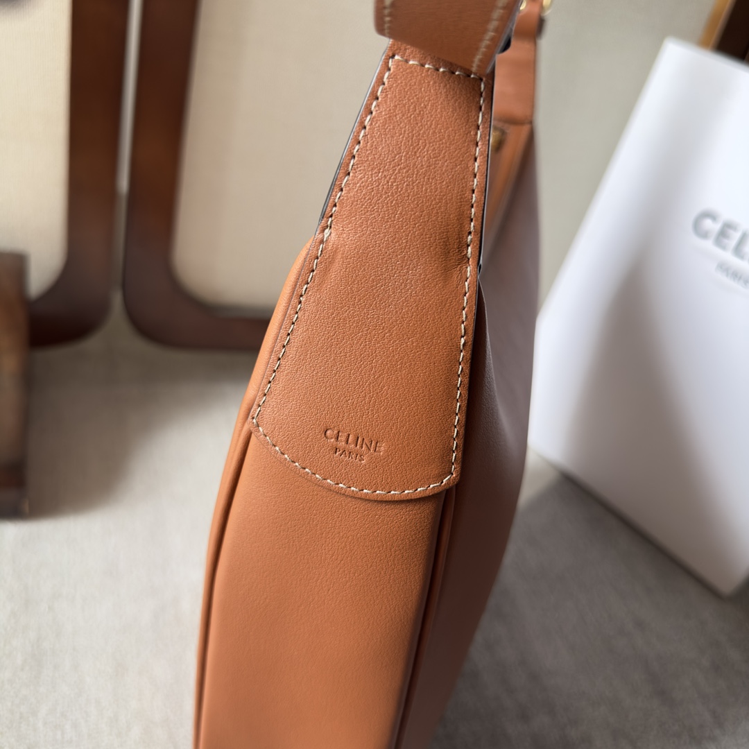 Celine Heloise Tasche aus geschmeidigem Kalbsleder - EUR FASHION