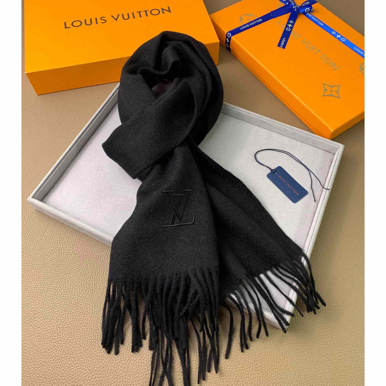 Louis Vuitton Jhelam Scarf - EUR FASHION