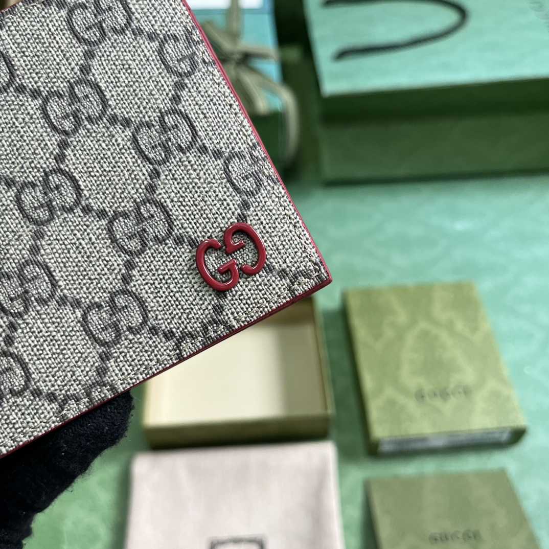 Gucci-Geldbörse mit GG-Detail - EUR FASHION