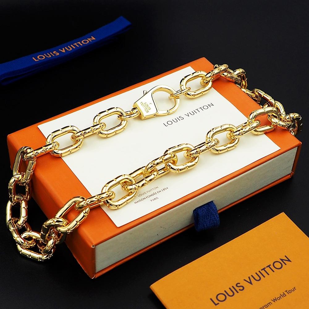 Louis Vuitto LV Kronenhalskette M01280<br>
 - EUR FASHION