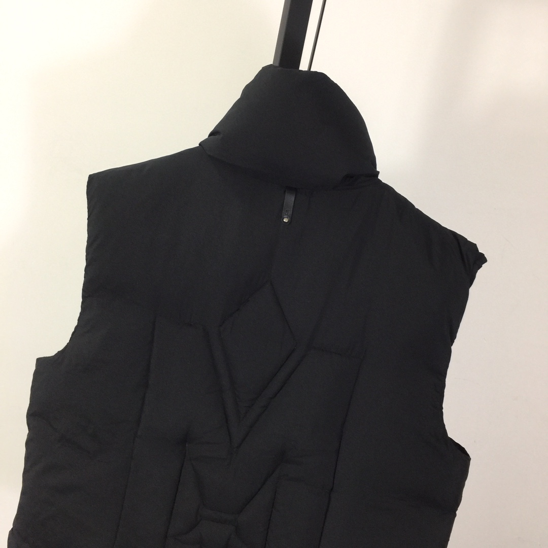 Mackage Padded Gilet - EUR FASHION