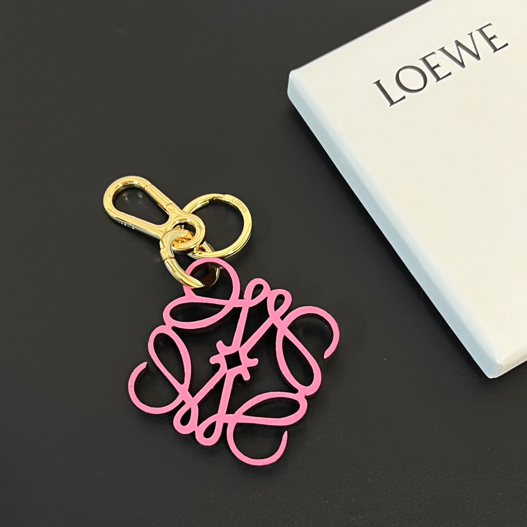 Loewe Anagram Charm In Calfskin - EUR FASHION