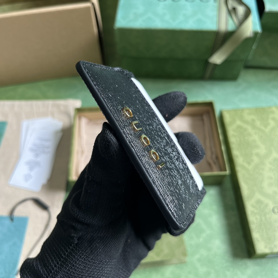 Gucci Card Case With Gucci Script - EUR FASHION