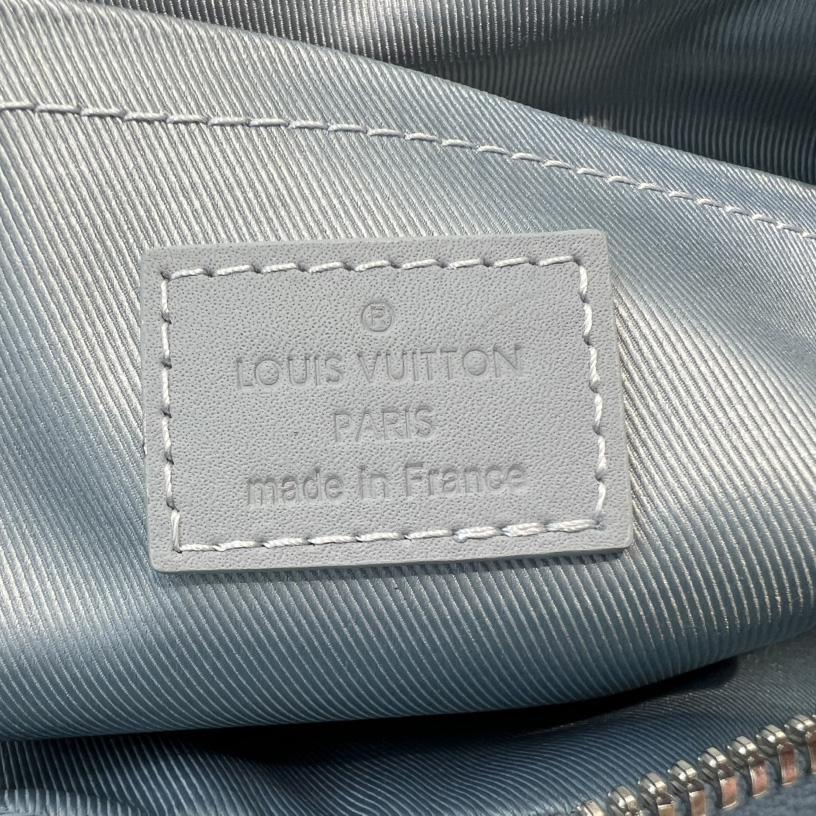 Louis Vuitton Fastline Messenger (23,5 x 18 x 7 cm) M23710<br>
 - EUR FASHION