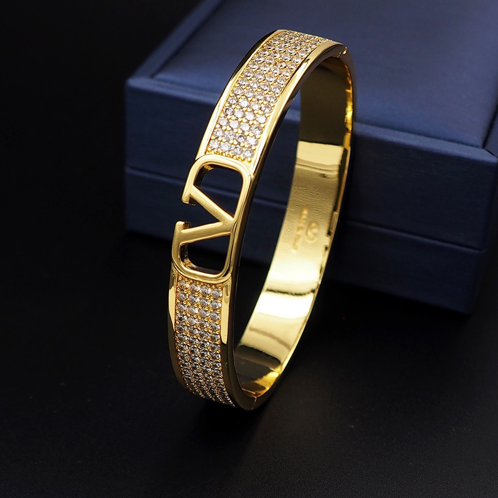 Valenti VLogo Signature-Armreif aus Metall und Swarovski®-Kristallen<br>
 - EUR FASHION