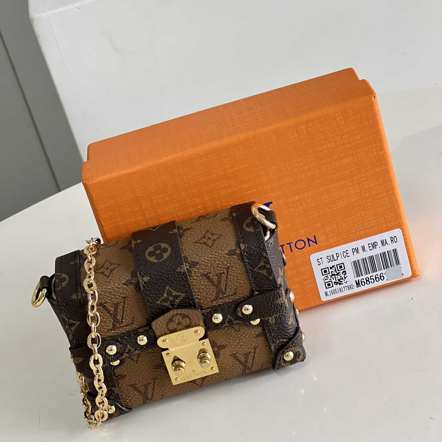 Louis Vuitton Essential Trunk 7,5 x 10,5 x 4 cm M68566<br>
 - EUR FASHION