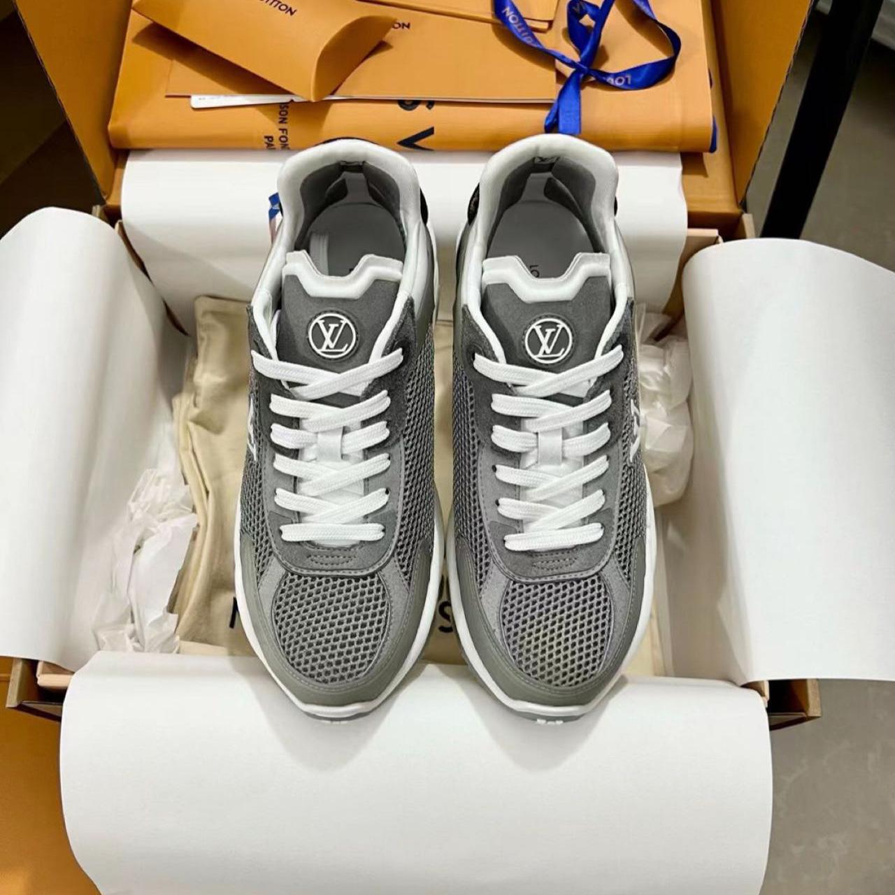 Louis Vuitton Run 55 Sneaker<br>
 - EUR FASHION