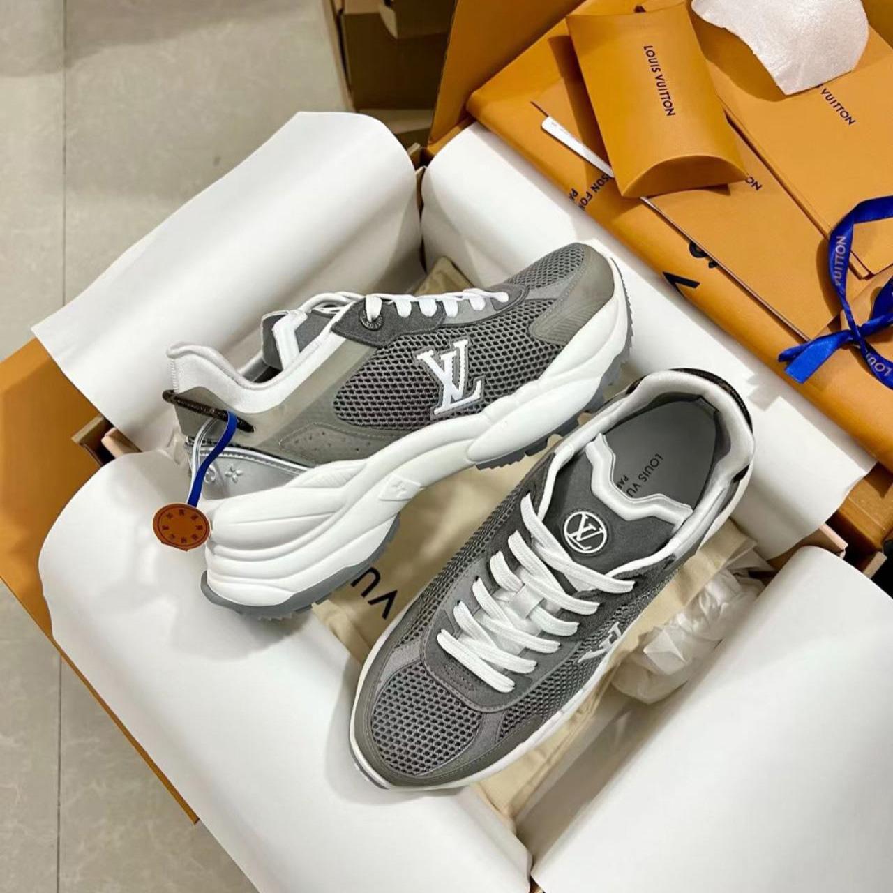 Louis Vuitton Run 55 Sneaker<br>
 - EUR FASHION