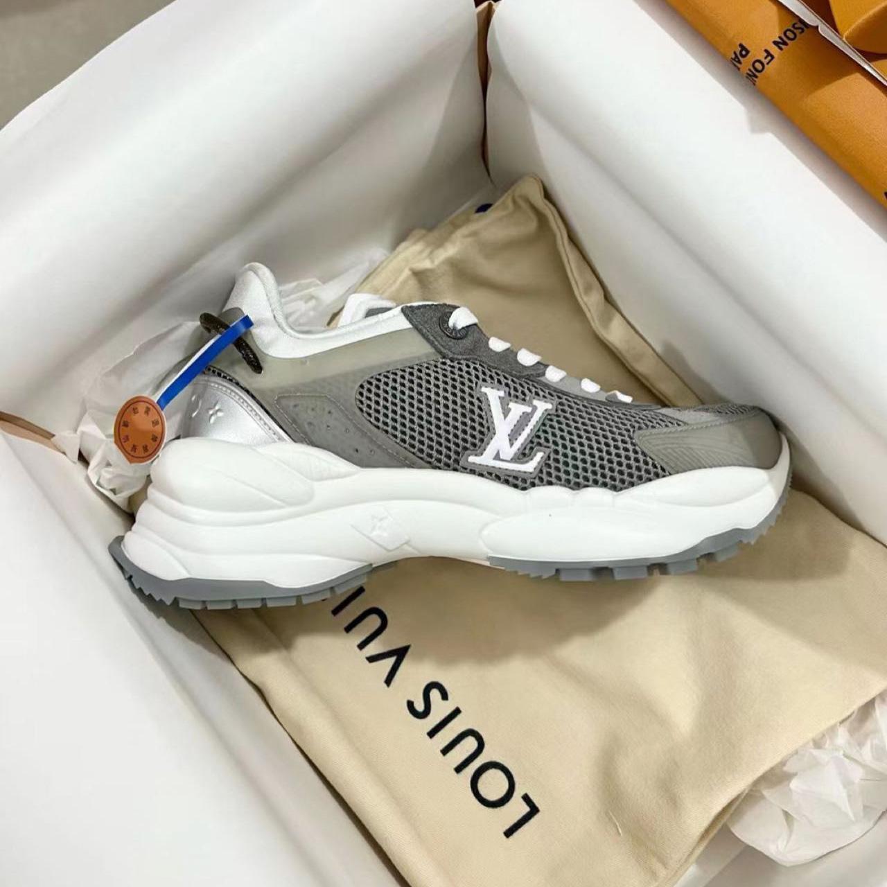 Louis Vuitton Run 55 Sneaker<br>
 - EUR FASHION