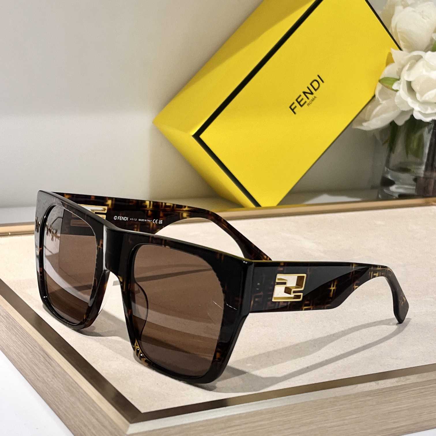 Fendi Baguette Havana Acetate Sunglasses - EUR FASHION