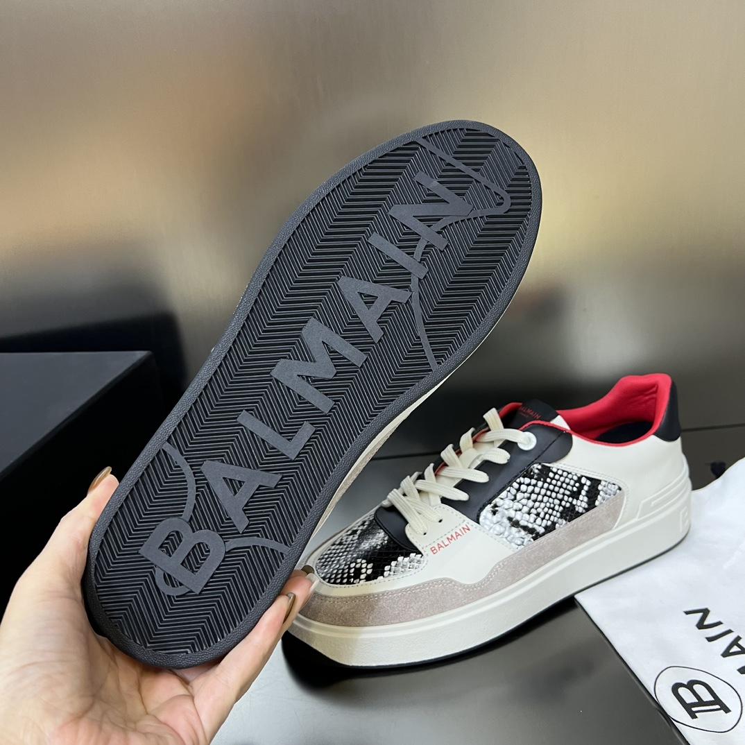 Balmain B-Court Flip-Sneaker aus Leder und Wildleder mit Schlangenhauteffekt<br>
 - EUR FASHION