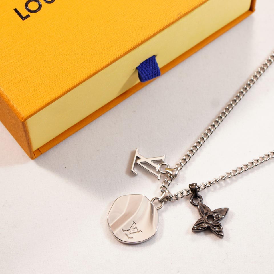 Louis Vuitton LV Liquid Pendant    M01410 - EUR FASHION
