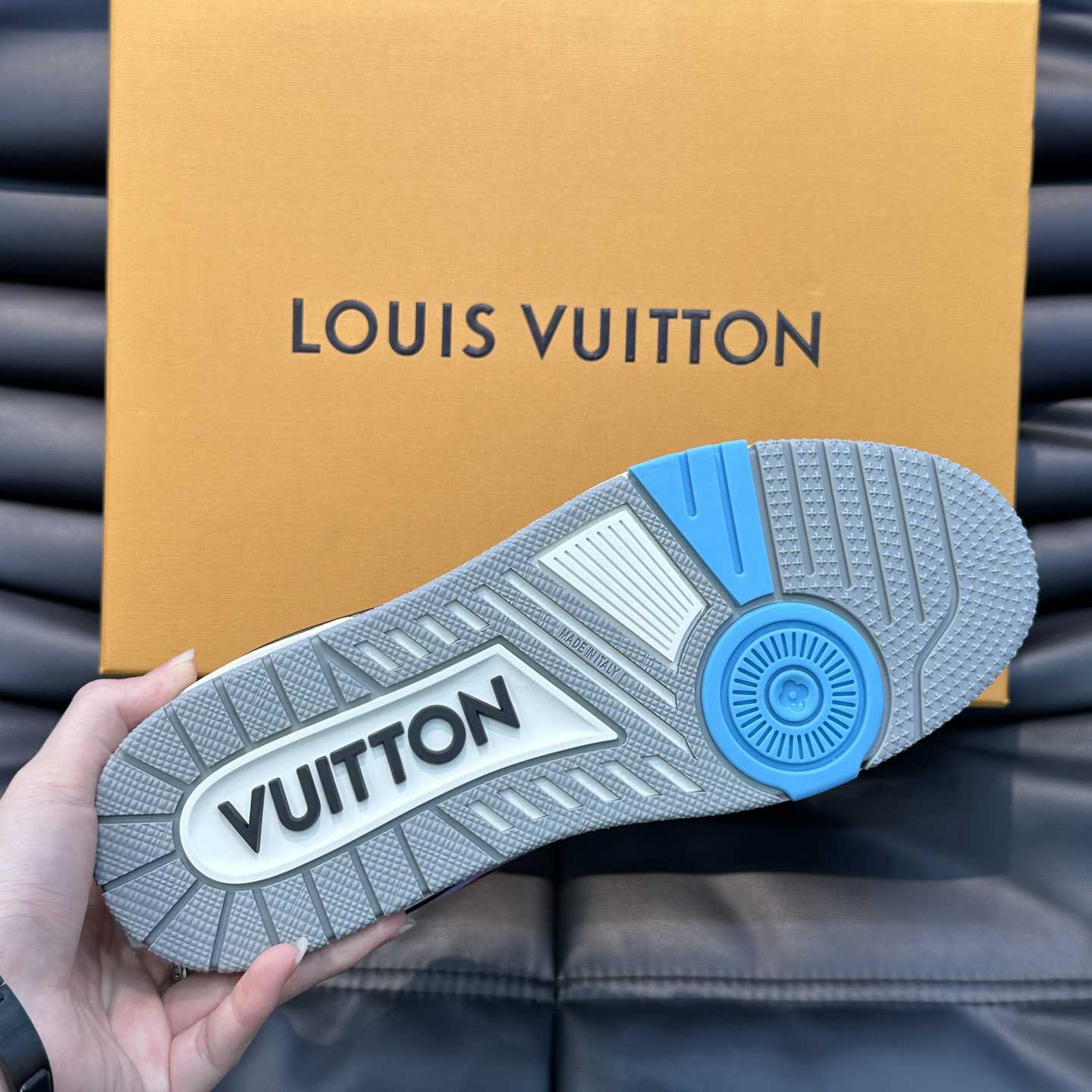 Louis Vuitton LV Trainer Sneaker 1ACEGH<br>
 - EUR FASHION