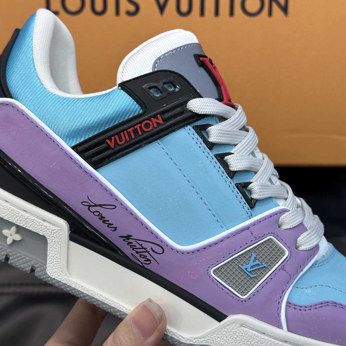 Louis Vuitton LV Trainer Sneaker 1ACEGH<br>
 - EUR FASHION