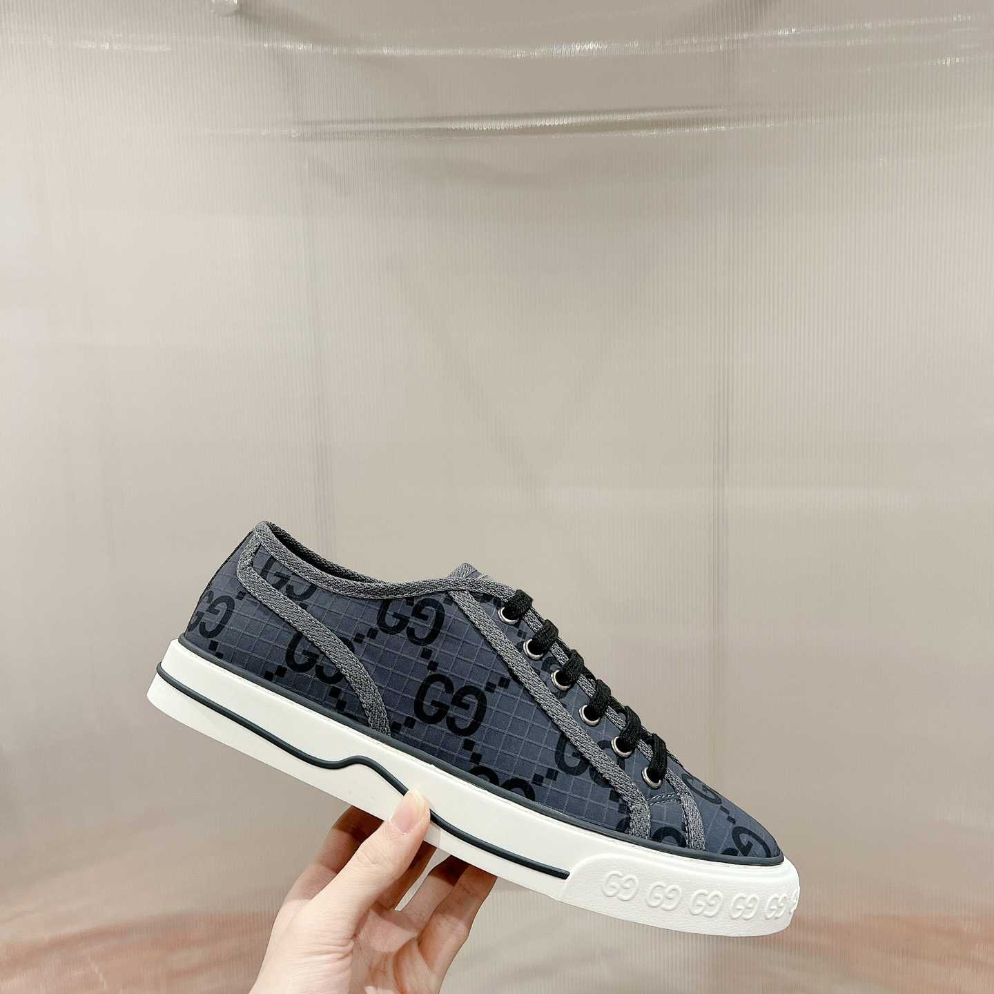 Gucci Tennis 1977 Sneaker (in britischer Größe)<br>
 - EUR FASHION