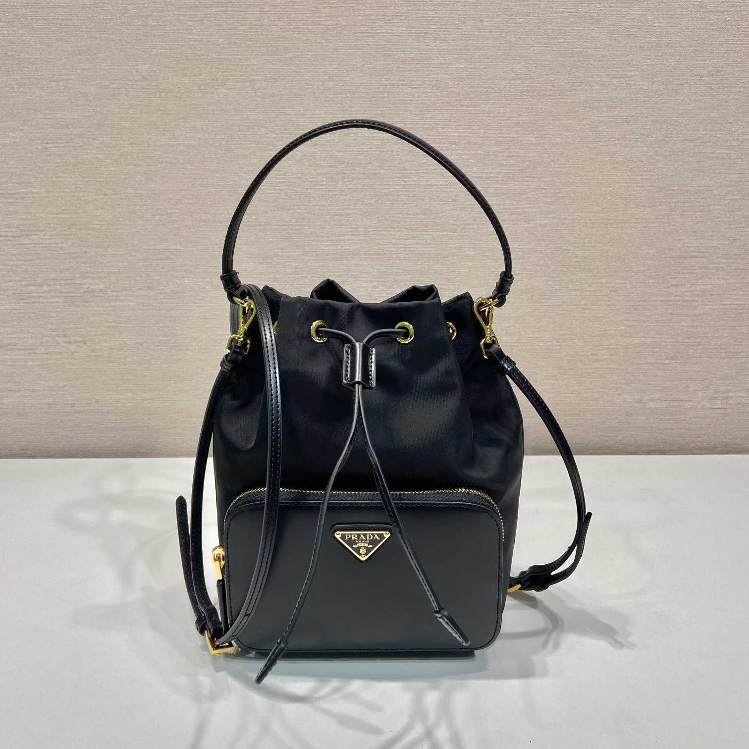 Prada Duet Re-Nylon und gebürstete Beuteltasche<br>
 - EUR FASHION