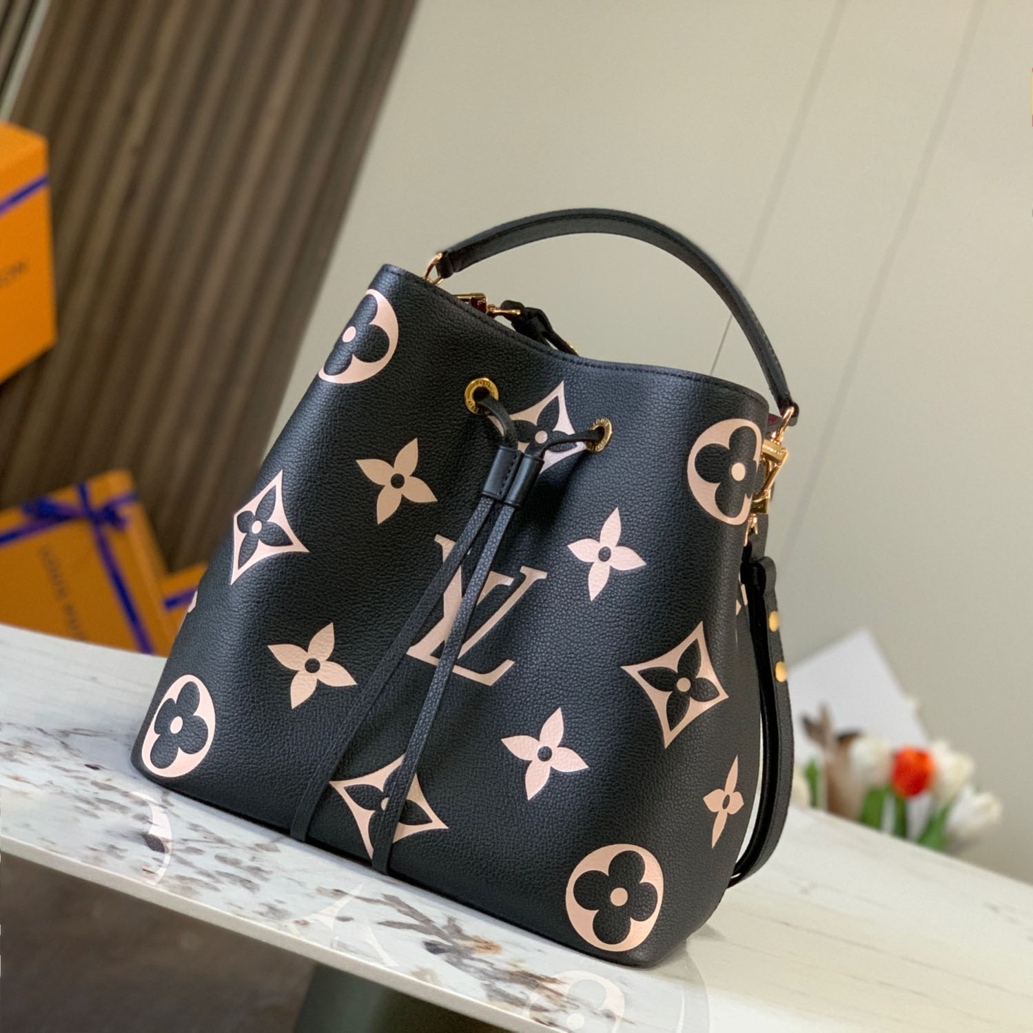 Louis Vuitton Néonoé MM (26*26*17,5 cm) M45497<br>
 - EUR FASHION