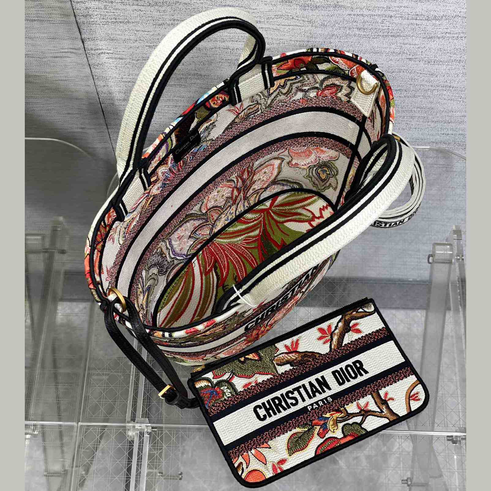 Dior Hutkorbtasche<br>
 - EUR FASHION