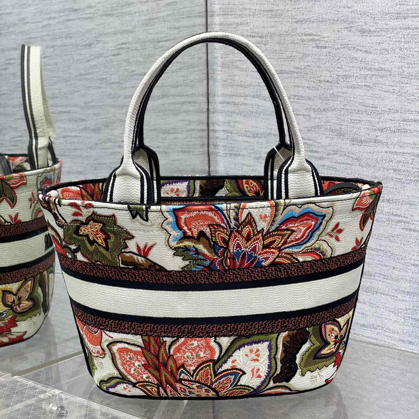 Dior Hutkorbtasche<br>
 - EUR FASHION