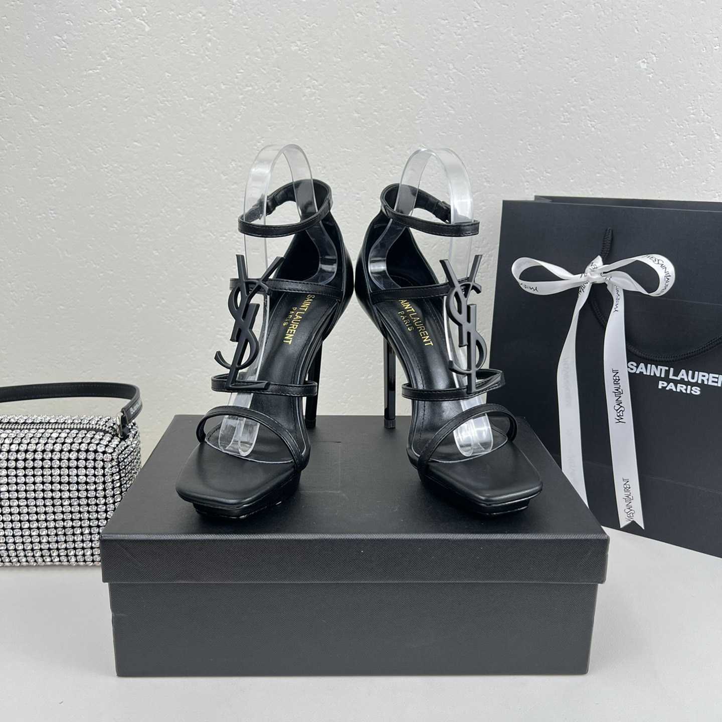 Saint Laurent Cassandra Sandalen<br>
 - EUR FASHION