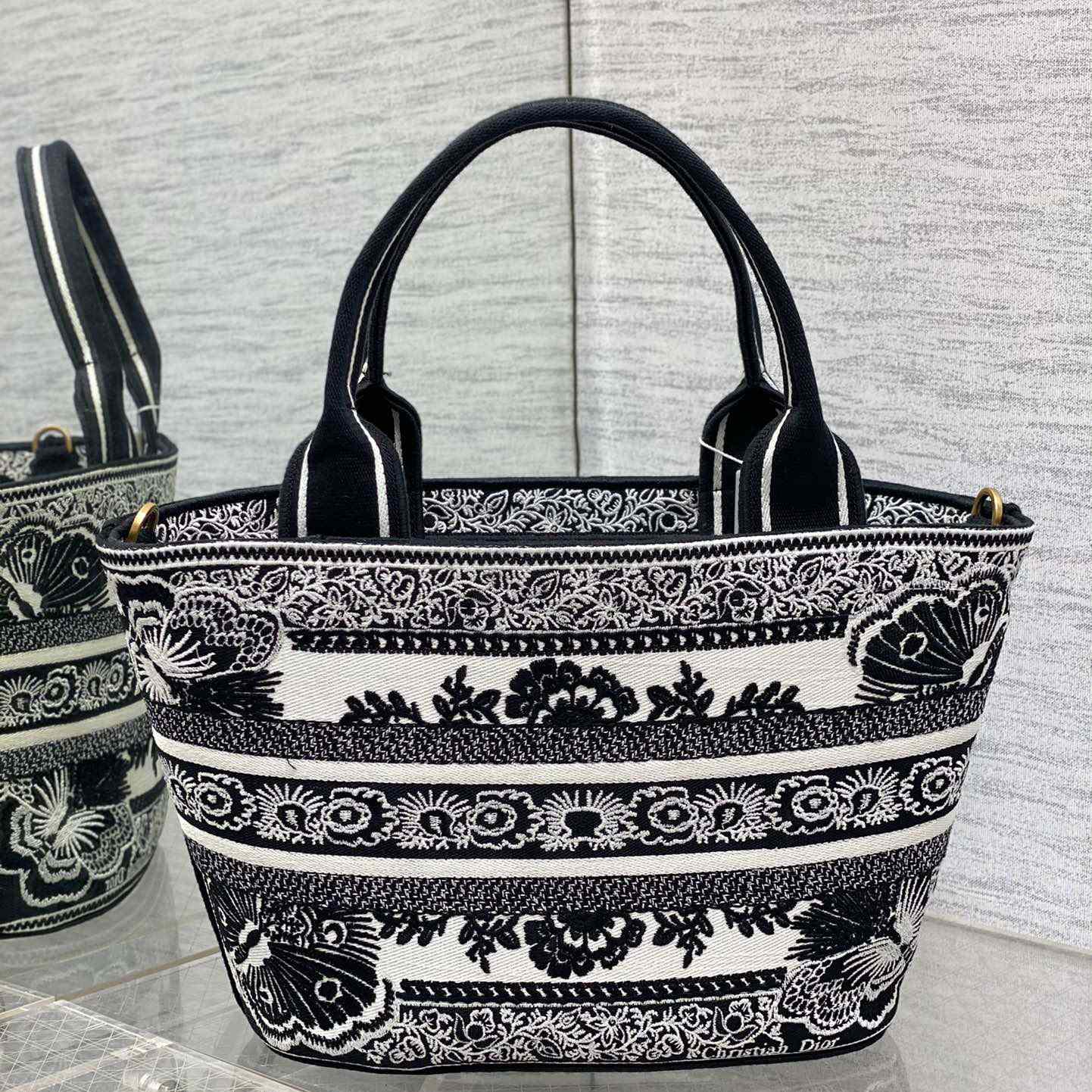 Dior Hutkorbtasche<br>
 - EUR FASHION